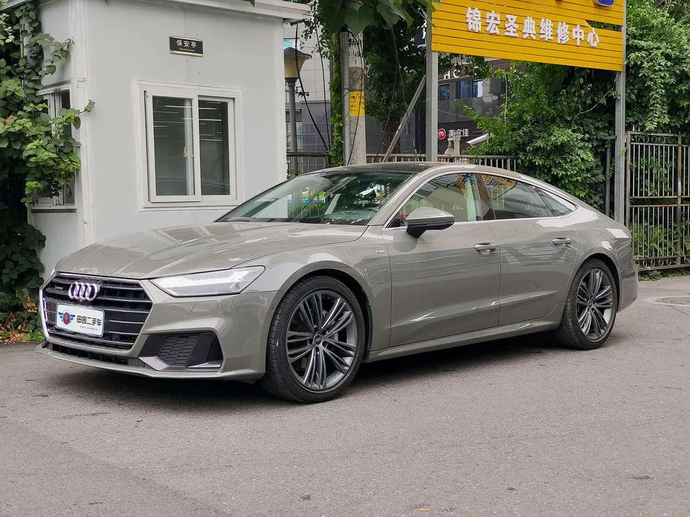 Audi A7 45 TFSI Refined Version, 2023 — фото 1