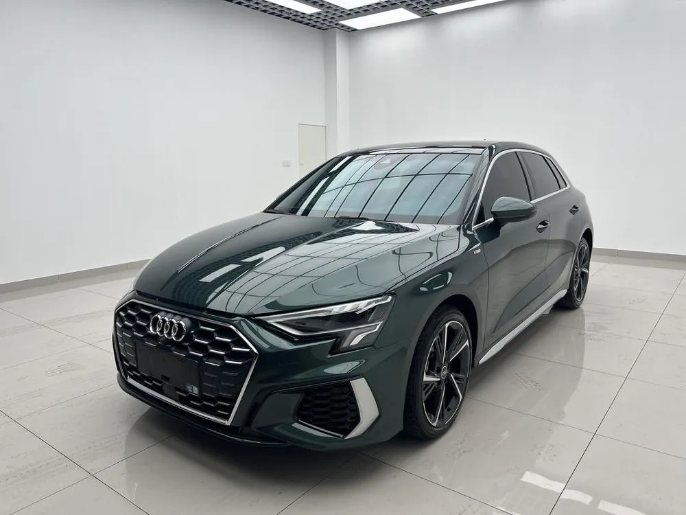 Audi A3 Facelift Sportback 35 TFSI Fashion Sport Version, 2023 — фото 1