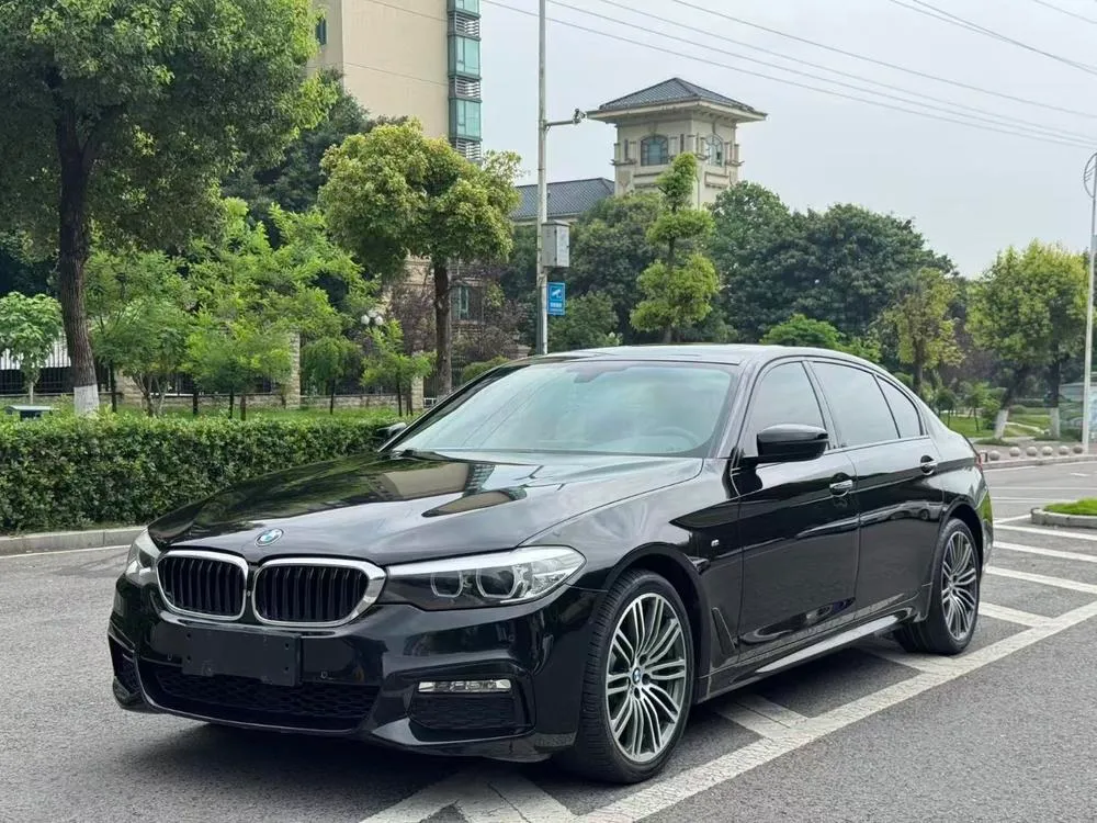 BMW 5-Series, 2018