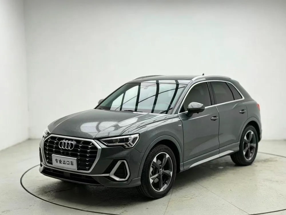 Audi Q3, 2022