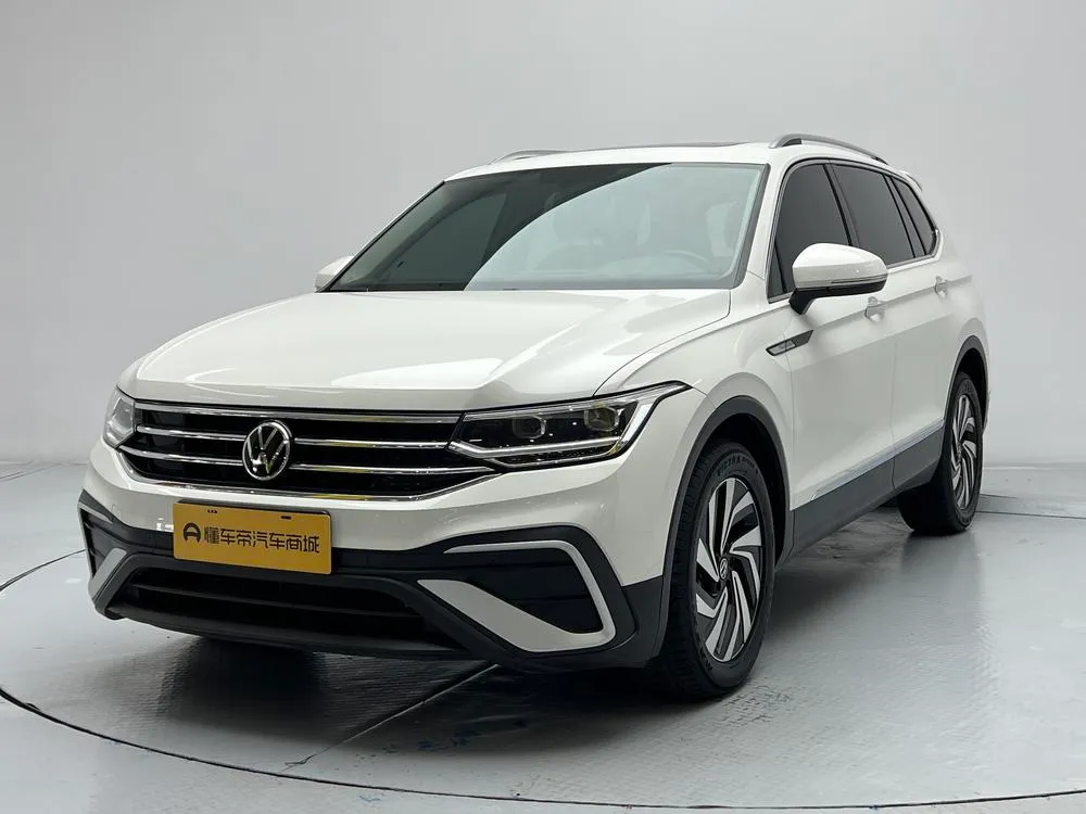 Volkswagen Tiguan L 330TSI Auto 2WD Smart Edition, 2022 — фото 1