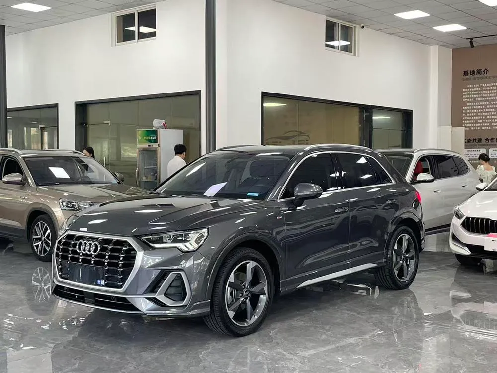 Audi Q3 35 TFSI Fashion Version, 2023 — фото 1