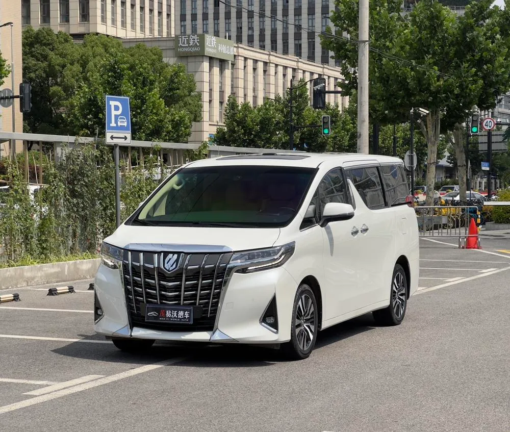 Toyota Alphard, 2018