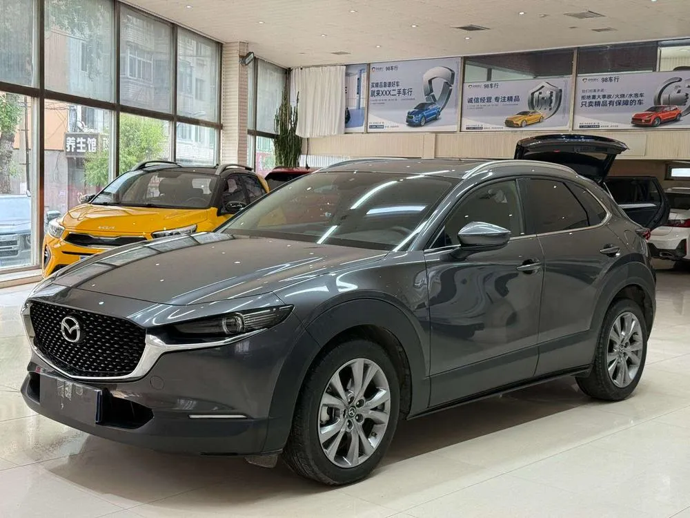 Mazda CX-30, 2022