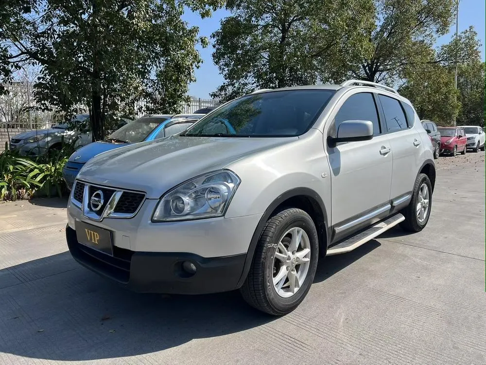 Nissan Qashqai 2.0XL CVT 2WD, 2012 — фото 1