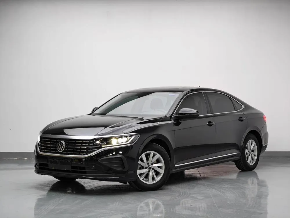 Volkswagen Passat, 2022