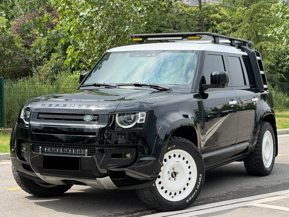 Land Rover Defender, 2021