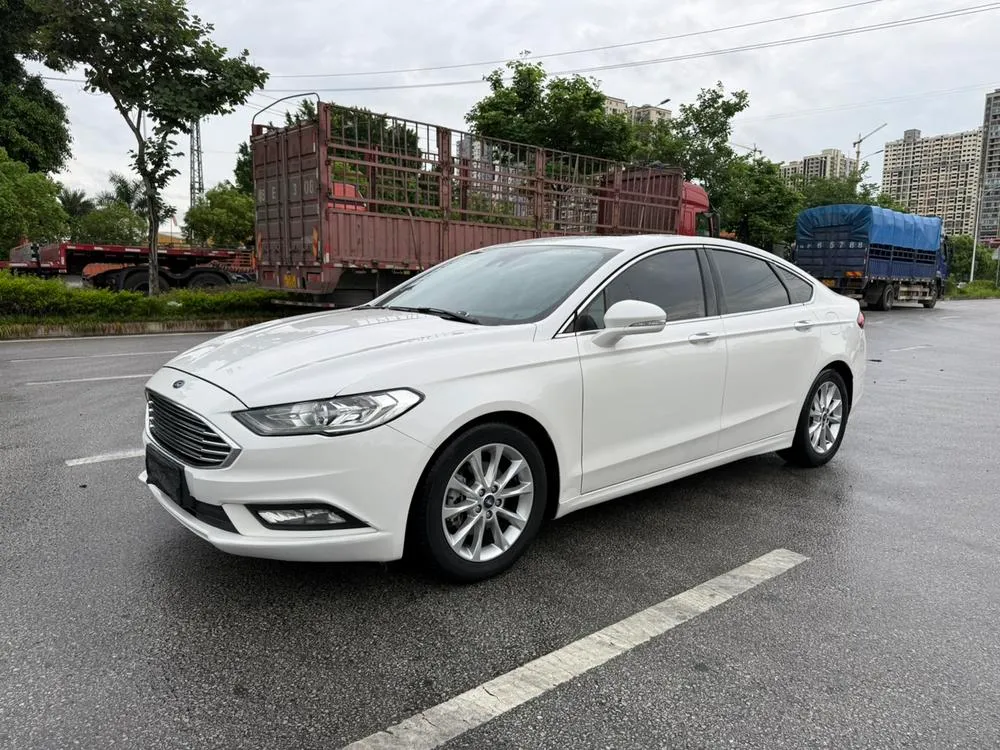 Ford Mondeo EcoBoost 180 Fashion Version, 2017 — фото 1