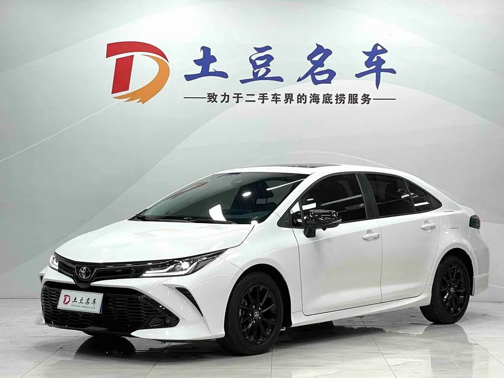 Toyota Corolla 1.5L CVT GR SPORT Sport Edition, 2021 — фото 1