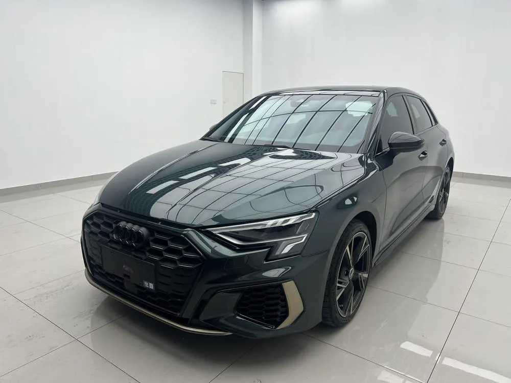 Audi A3 Sportback 35 TFSI RS Version, 2024 — фото 1
