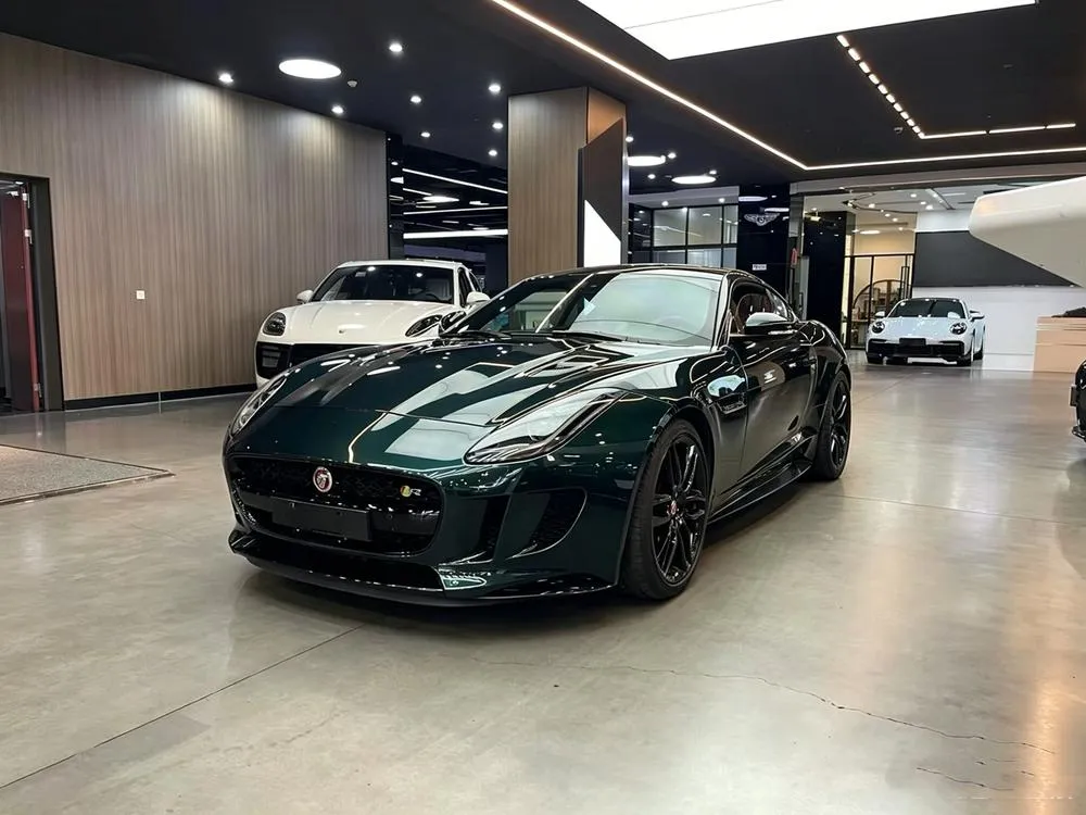 Jaguar F-TYPE, 2015
