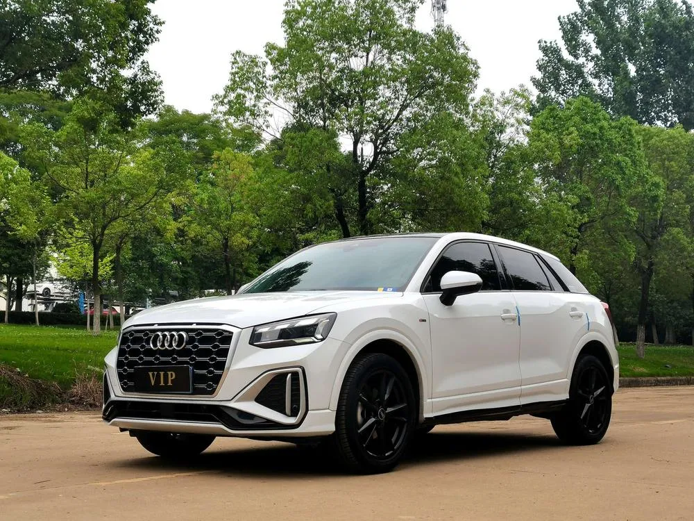 Audi Q2L, 2022