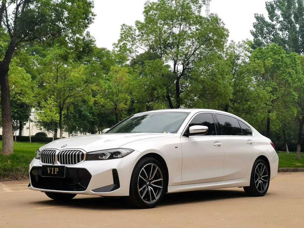 BMW 3-Series, 2023