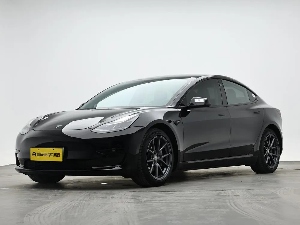 Tesla Model 3, 2021