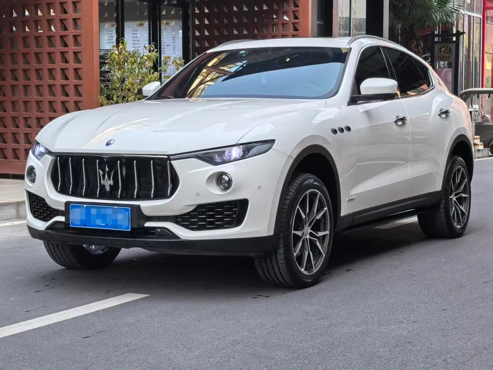 Maserati Levante 3.0T Levante, 2016 — фото 1