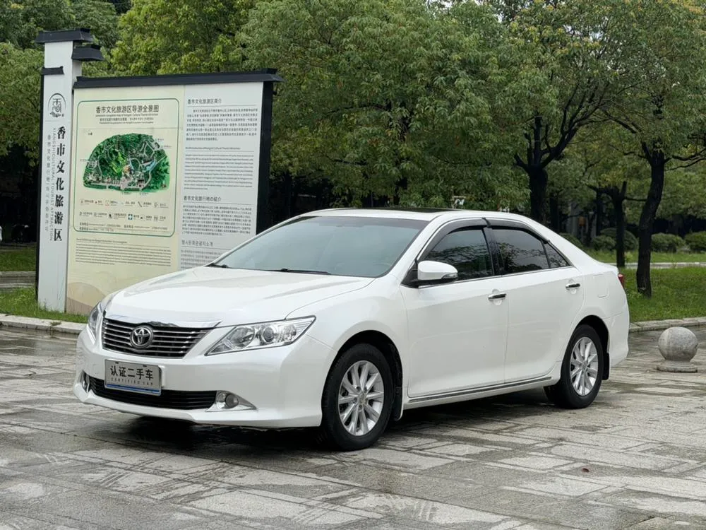 Toyota Camry 2.5G Comfort Edition, 2013 — фото 1