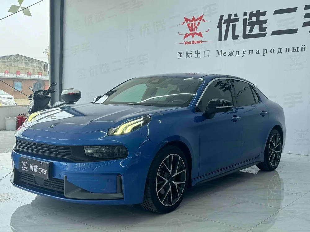 Lynk & Co 03 1.5TD DCT Dynamic Pro Edition, 2018 — фото 1