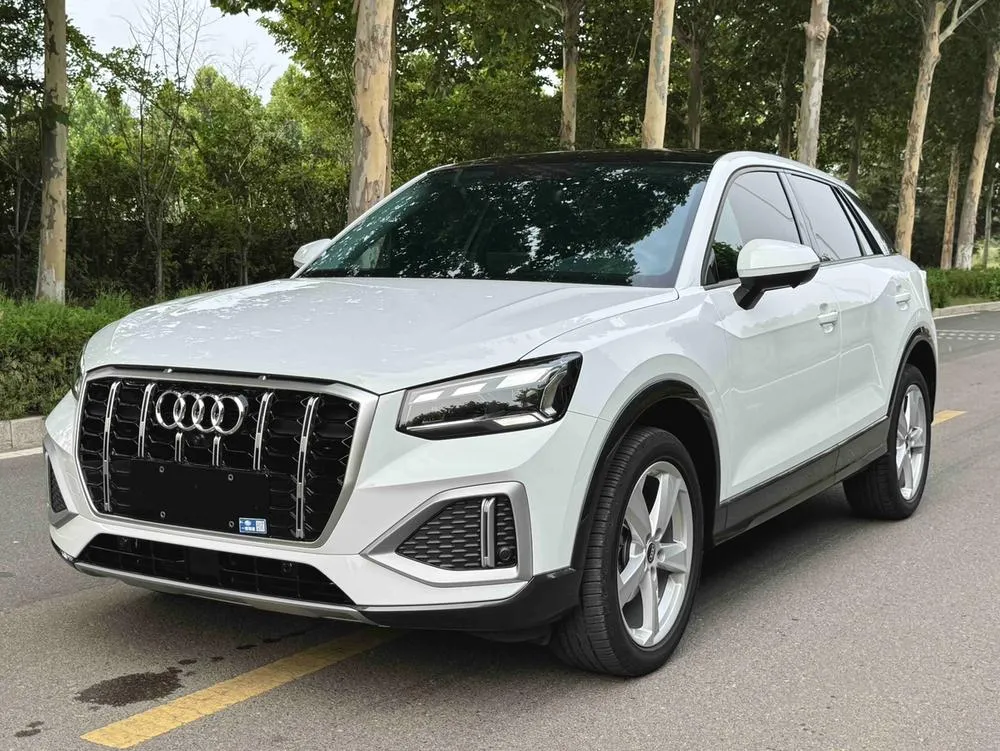 Audi Q2L, 2022