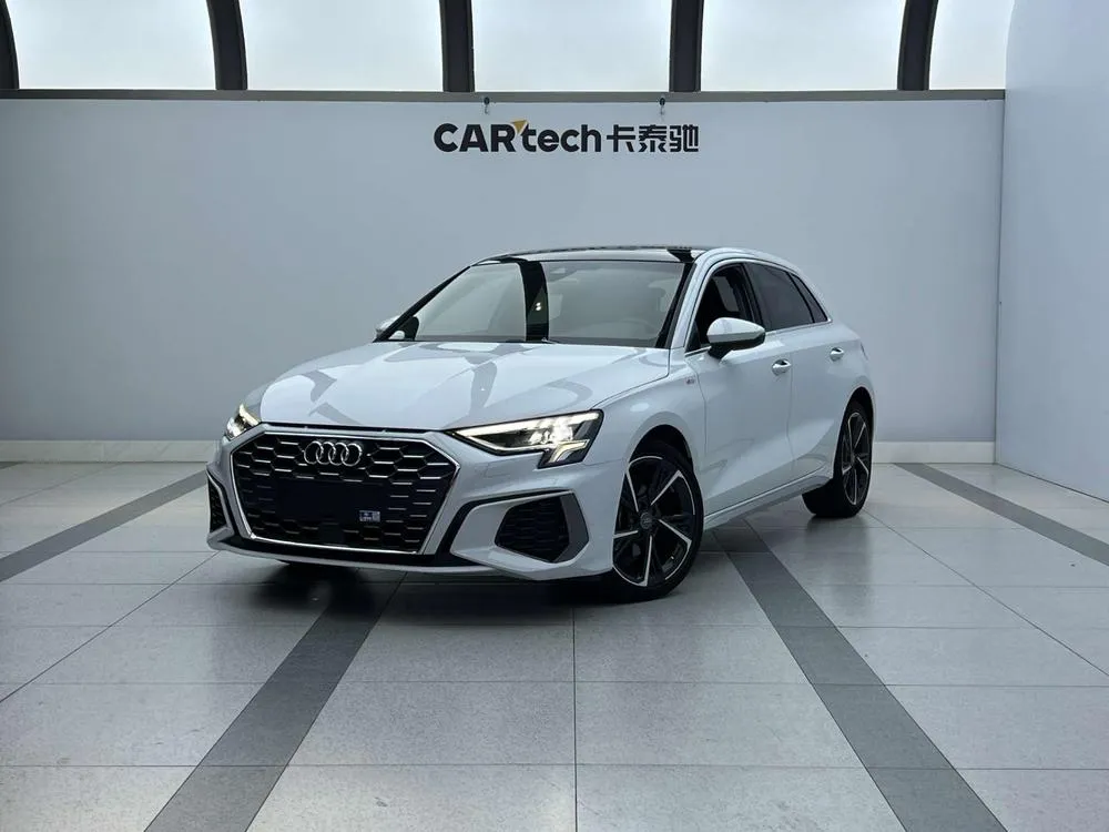 Audi A3 Sportback 35 TFSI Fashion Sport Version, 2022 — фото 1