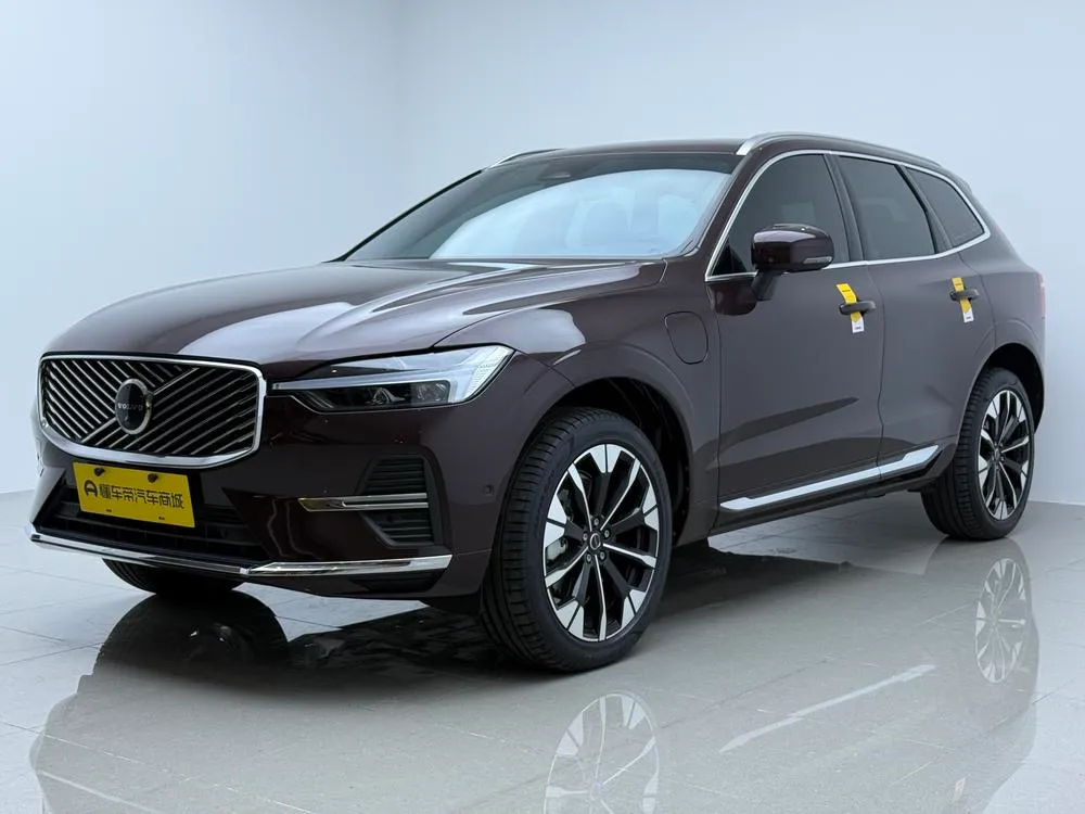 Volvo XC60 PHEV, 2026