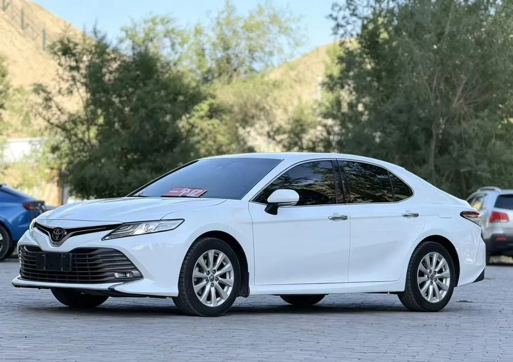 Toyota Camry, 2018