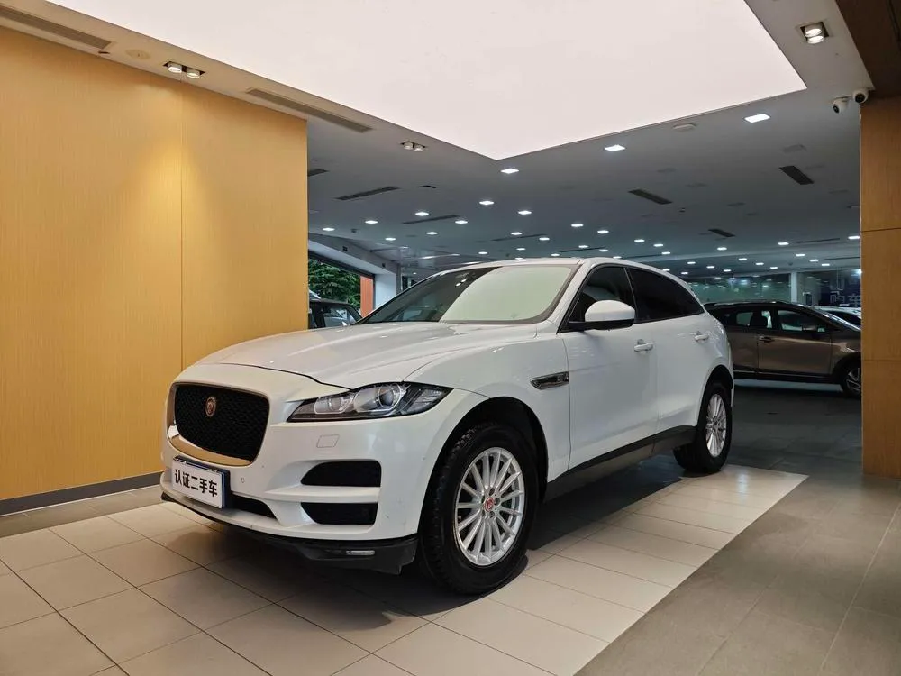 Jaguar F-PACE 2.0T 4WD Prestige Edition, 2018 — фото 1
