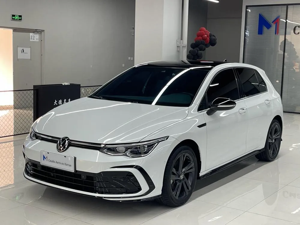 Volkswagen Golf, 2021