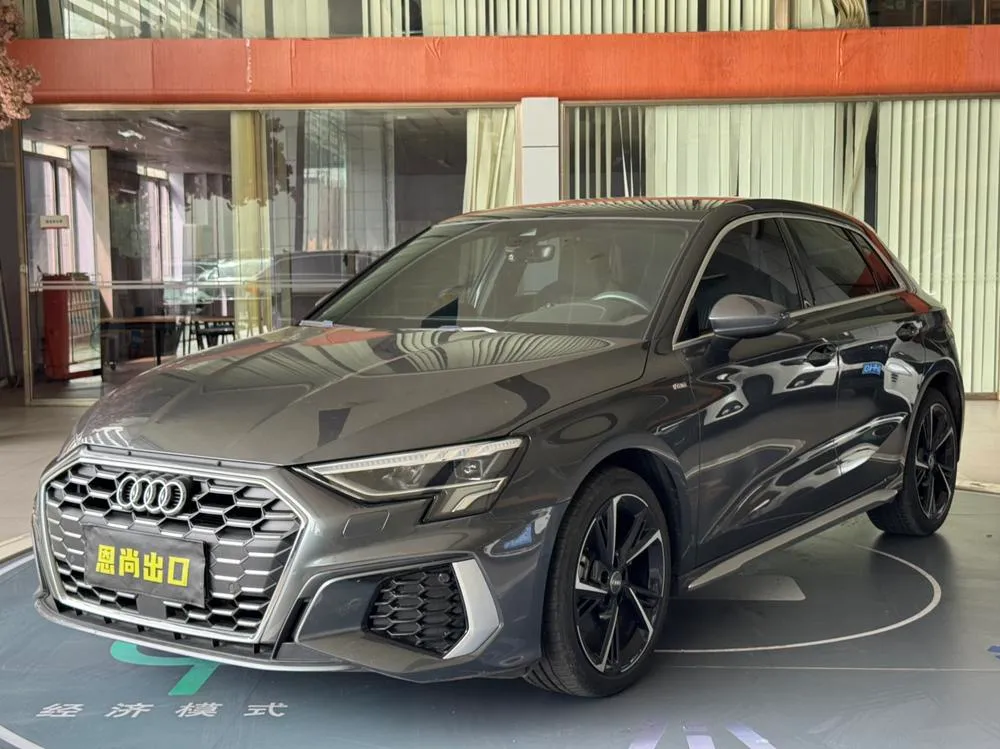 Audi A3 Sportback 35 TFSI Fashion Sport Version, 2022 — фото 1