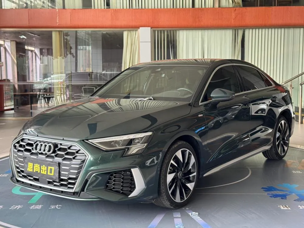 Audi A3 A3L Limousine 35 TFSI Fashion Sport Version, 2022 — фото 1