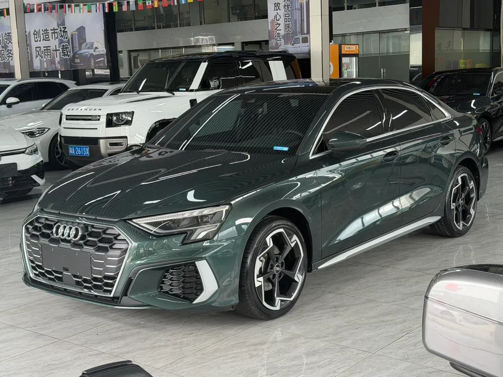 Audi A3 Facelift A3L Limousine 35 TFSI Fashion Sport Version, 2023 — фото 1
