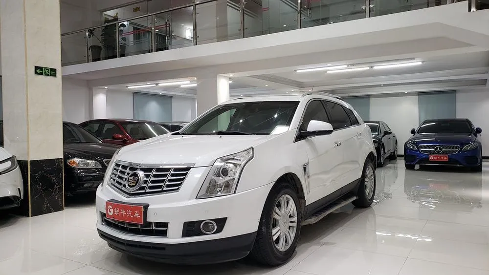 Cadillac SRX 3.0L Elite Version, 2015 — фото 1