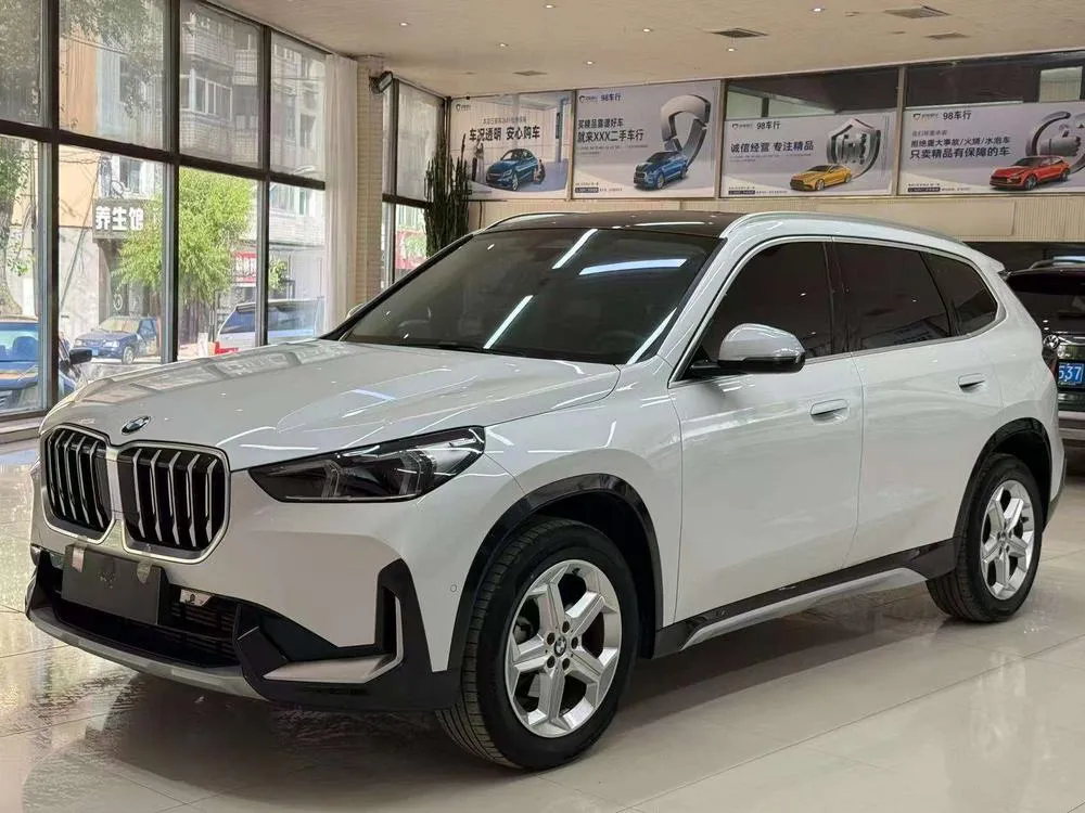 BMW X1 sDrive20Li X, 2023 — фото 1