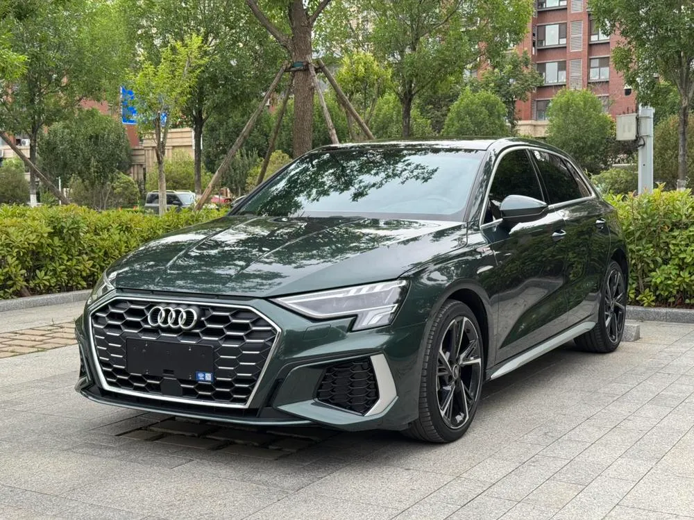 Audi A3 Sportback 35 TFSI Fashion Sport Version, 2022 — фото 1