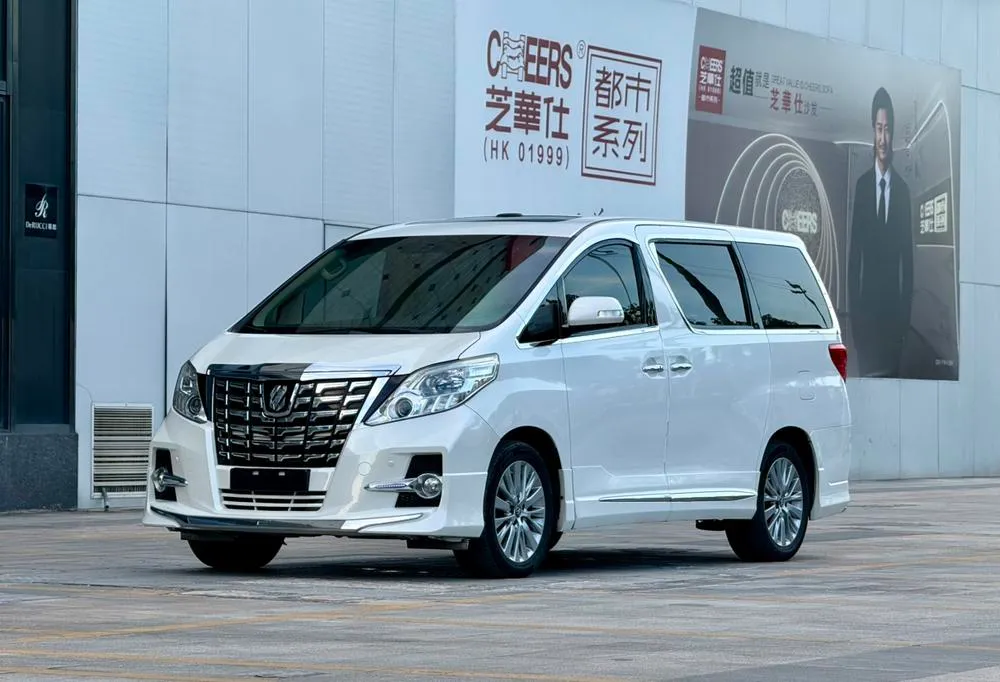 Toyota Alphard, 2012