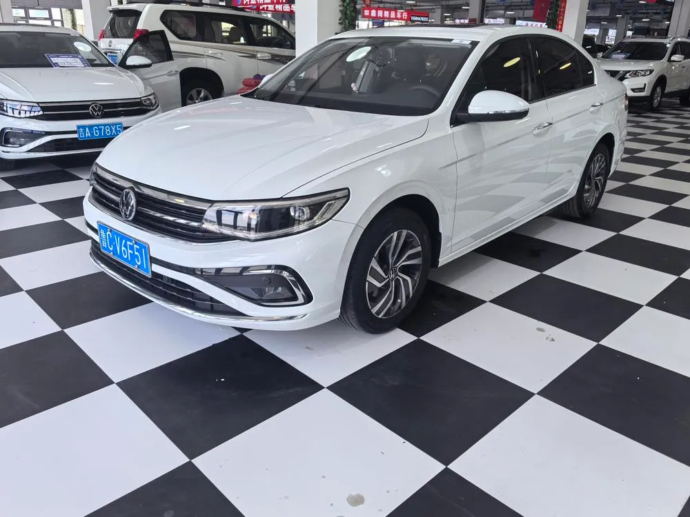 Volkswagen Bora 200TSI DSG Joy PRO Edition, 2023 — фото 1