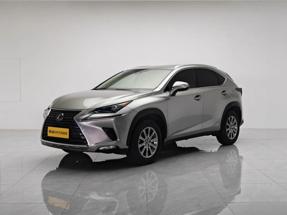 Lexus NX, 2020