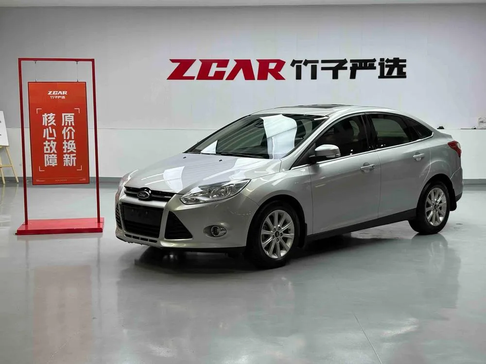 Ford Focus Sedan 2.0L Auto Flagship Version, 2012 — фото 1