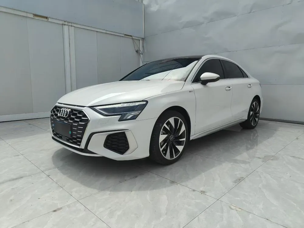 Audi A3 A3L Limousine 35 TFSI Fashion Sport Version, 2023 — фото 1
