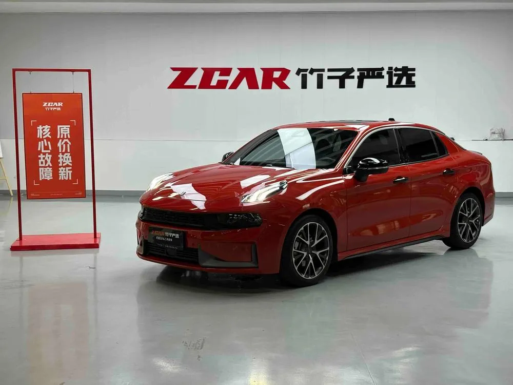 Lynk & Co 03 1.5TD DCT Dynamic Pro, 2022 — фото 1
