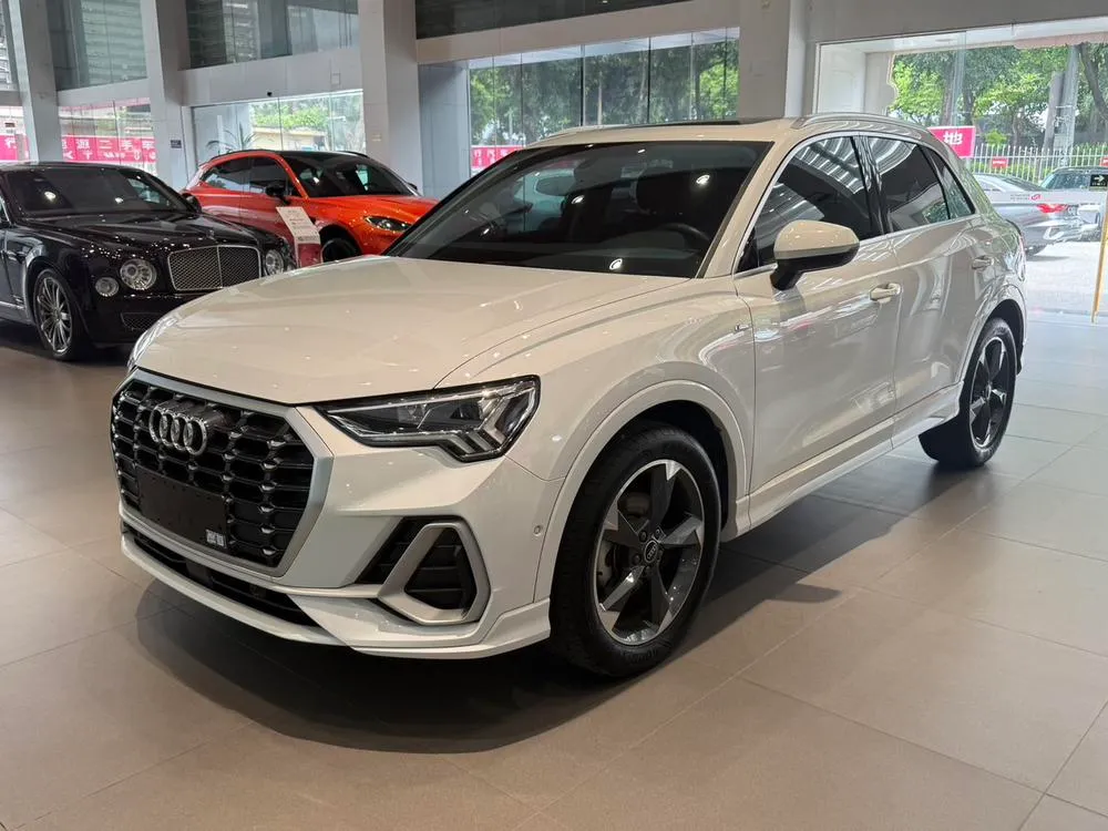 Audi Q3 35 TFSI Fashion Version, 2023 — фото 1