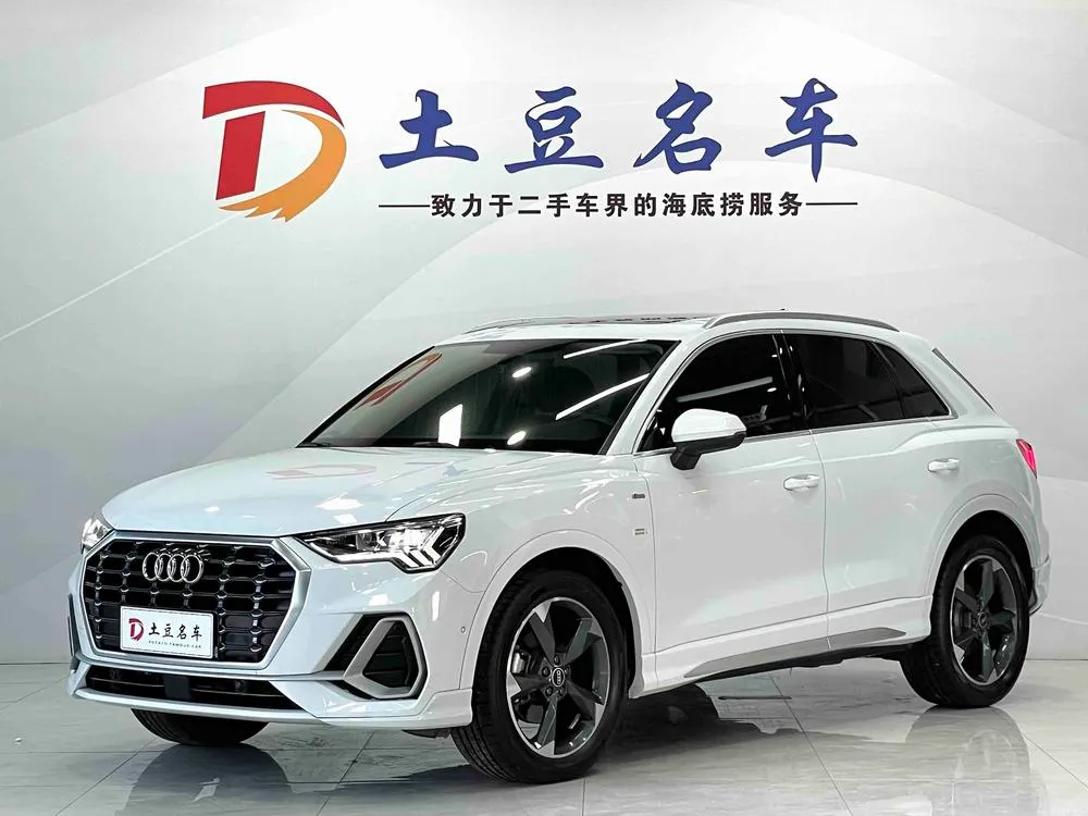 Audi Q3 35 TFSI Fashion Version, 2022 — фото 1