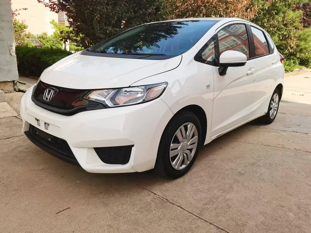 Honda Fit 1.5L LXS CVT Comfort Sunroof Edition, 2016 — фото 1