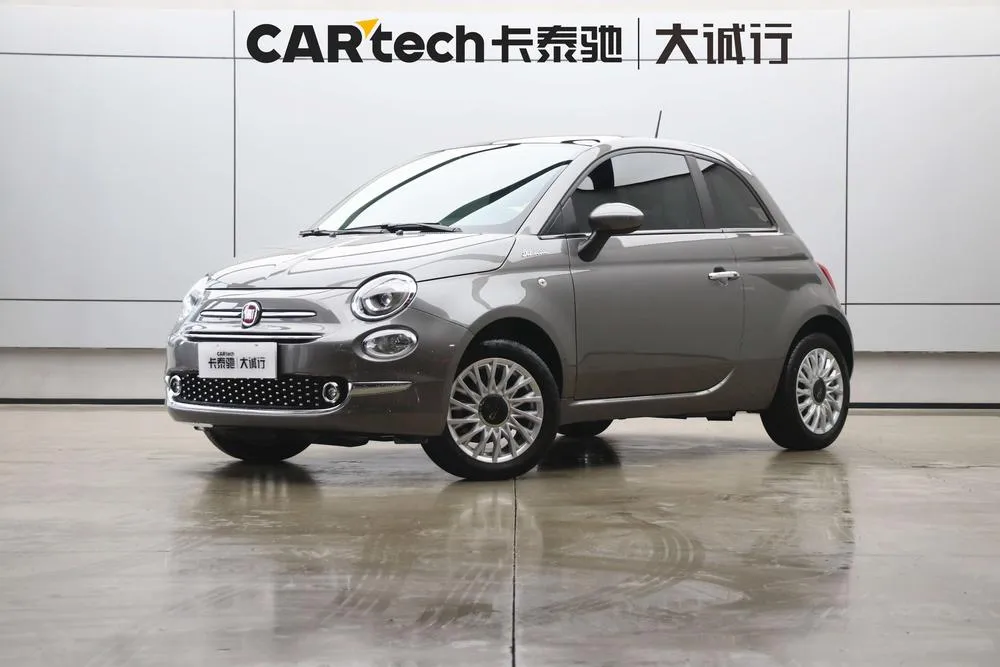 Fiat 500 1.4L автомат передний привод 4 мест параллельный импорт, 2023 — фото 1