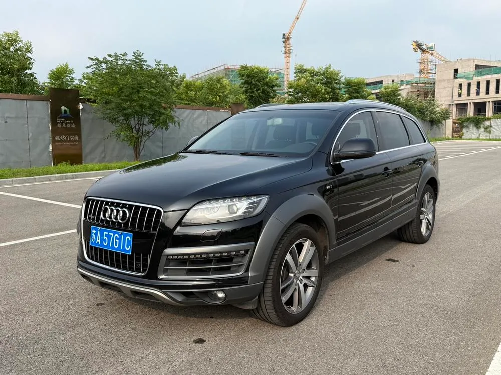 Audi Q7 40 TFSI Version, 2015 — фото 1