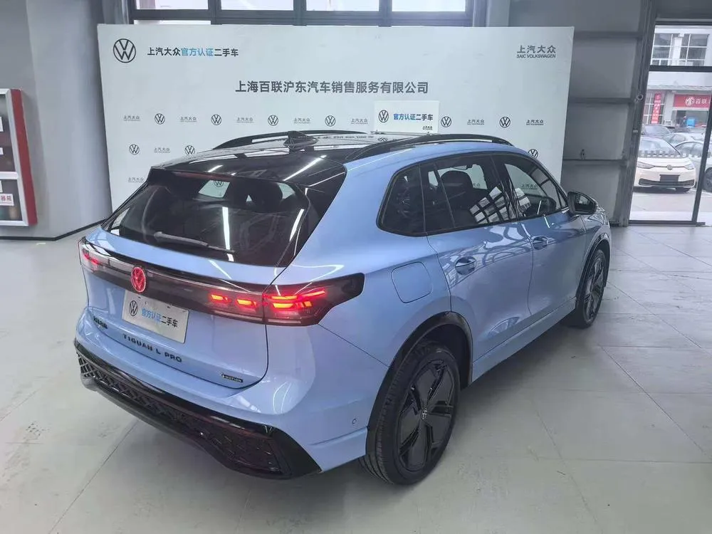Volkswagen Tiguan L Pro 380TSI 4WD R-Line Premium Edition, 2024 — фото 1