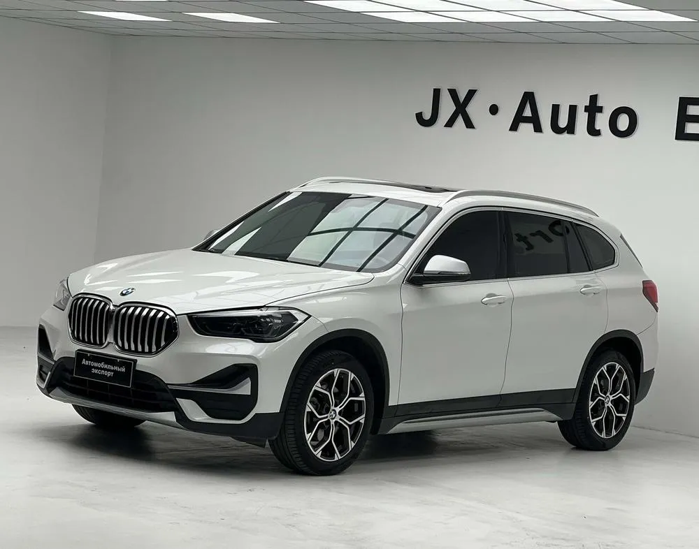 BMW X1 sDrive20Li Fashion Version, 2022 — фото 1