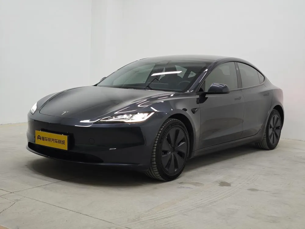 Tesla Model 3 Long Range AWD Edition, 2023 — фото 1