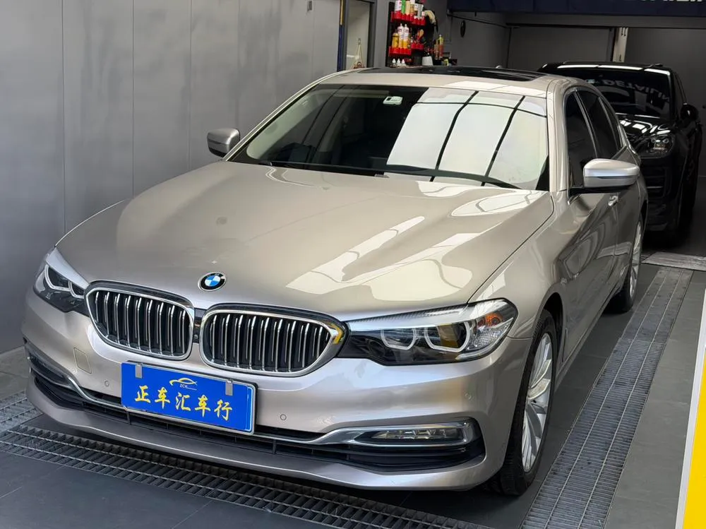 BMW 5-Series, 2018
