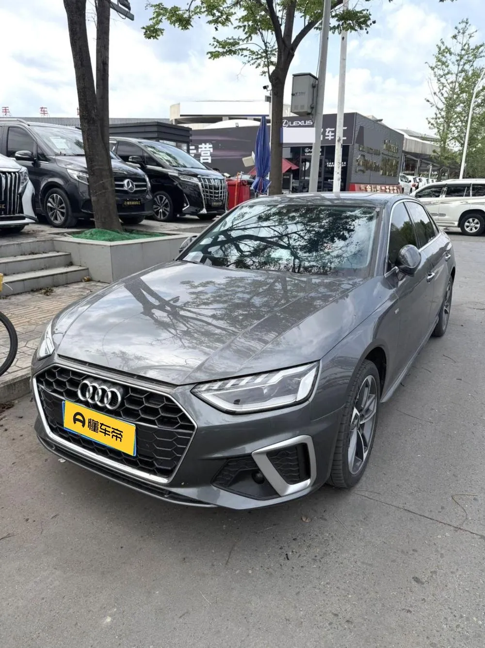 Audi A4L 40 TFSI Fashion Version, 2020 — фото 1