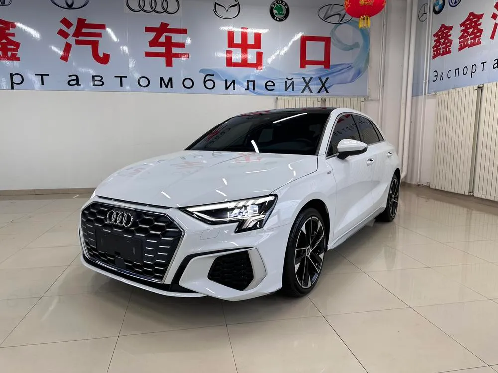 Audi A3 Sportback 35 TFSI Fashion Sport Version, 2023 — фото 1